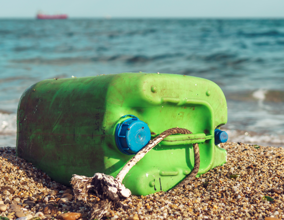 Plastic waste on the seashore | Photograph: Shutterstock